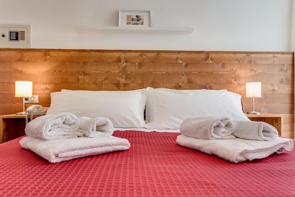 Casa Portofino Rooms&Breakfast Cesenatico Exteriör bild